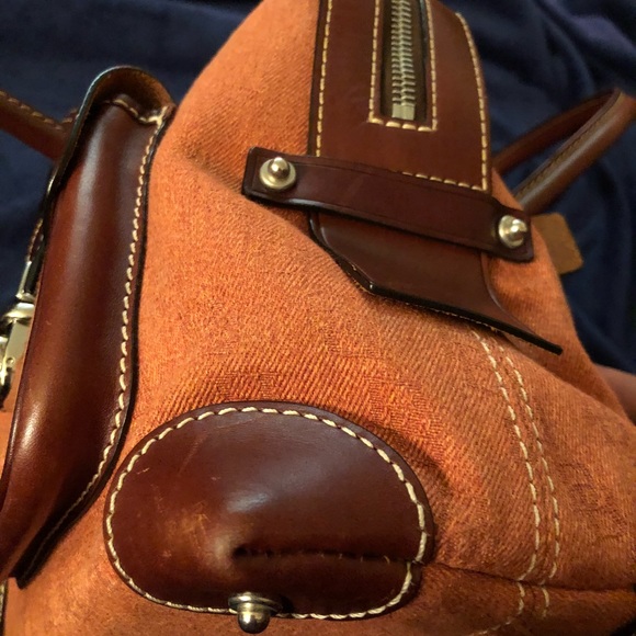 Dooney and Bourke satchel - Picture 8 of 8